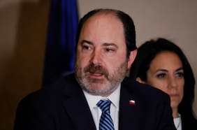 Ministro Rau fija enero como meta para sacar adelante Sala Cuna Universal y ratifica meta de desempleo de 6,5%