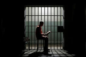 Novelas eróticas y libros de autoayuda: ¿Qué leen los presos en las cárceles chilenas?