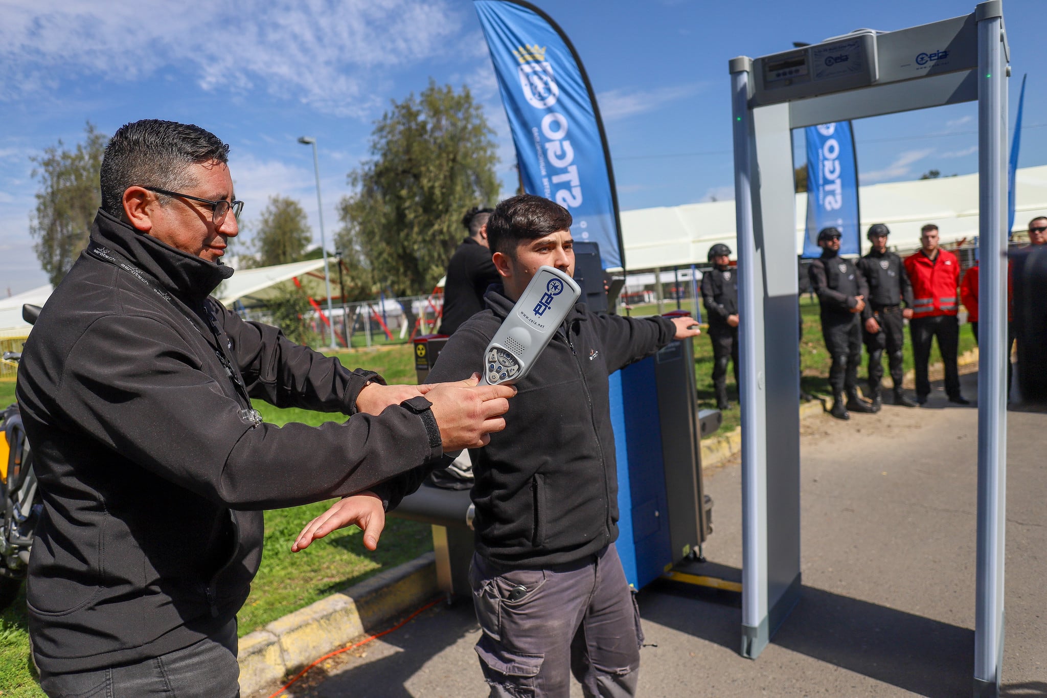Detectores de metales y rayos X: las medidas de seguridad que tendrá la Gran Fonda de Chile en el Parque O’Higgins