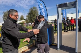 Detectores de metales y rayos X: las medidas de seguridad que tendrá la Gran Fonda de Chile en el Parque O’Higgins