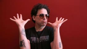 Andrés Calamaro a los 65: como cantor, sin nostalgia y de regreso en Chile
