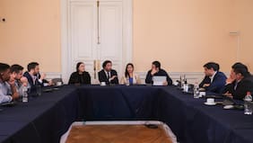 Diputados y alcaldes de oposición se coordinan tras ingreso de proyecto misceláneo de Kast: “Es una reforma tributaria encubierta”