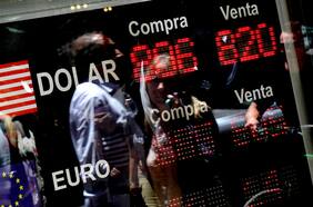 El dólar sube como la espuma, se instala en máximos en más de un año y acumula alza de casi $ 100 en 2021