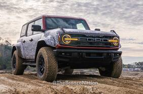 A la luz nuevamente: el Bronco Raptor sigue dando patadas antes de ser liberado