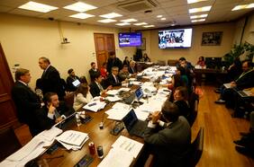 Chile Vamos notifica a Hacienda que no apoyará compensar la baja de impuesto a las empresas con un tributo a los dividendos