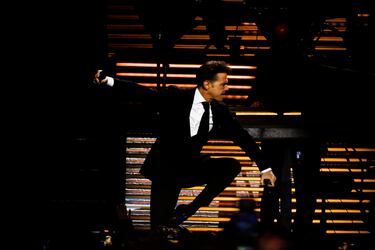 Luis Miguel está resfriado: el estado del cantante que preocupa para sus conciertos en Chile (y cómo se está cuidando)