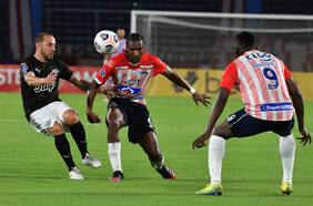Copa Sudamericana: Marcelo Díaz debuta en la goleada de Libertad en Barranquilla