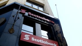 “Por única vez”: Scotiabank reconoce un castigo de US$ 39 millones en sus utilidades por la megarreforma del gobierno