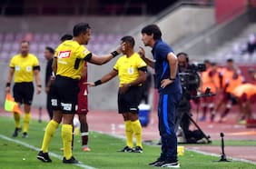 Los duros dardos de Daniel Garnero contra el actuar de Piero Maza luego del agónico empate de la UC en La Serena