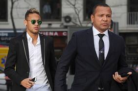 “Para mi familia se acabó el asunto”: padre de Neymar niega que vaya a pagar la fianza de Dani Alves