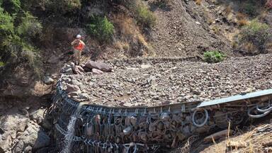 Proyecto de barreras dinámicas del MOP, Las Condes y CDUC busca frenar los aluviones en San Carlos de Apoquindo