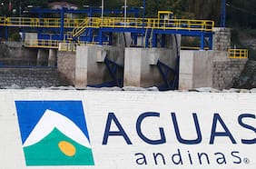 Familia Cuneo sale de compras en Aguas Andinas: adquiere acciones por más de $3 mil millones