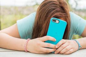 Inédito experimento dejó sin celular a varios jóvenes por una semana: estos son los increíbles resultados