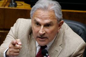 Moreira (UDI) no se baja e insiste con postulación a vicepresidencia del Senado