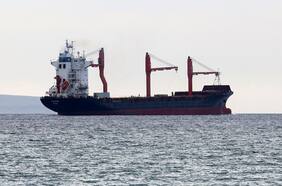 Sale de Chipre  el primer barco con ayuda hacia el muelle flotante construido por Estados Unidos en Gaza