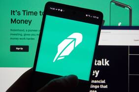 Robinhood bloqueó la compra de acciones de GameStop y desató la ira de sus usuarios