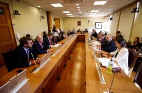 Comisión por casa de Allende aprueba informe y acusa a Boric de “obsesión” por apropiarse del legado del expresidente