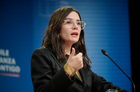 Vallejo responde a Kast por dichos de corrupción en regiones: “Algunos creen que todo vale en política”