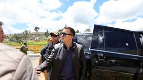 Protestas en Ecuador: atacan caravana del presidente Daniel Noboa tras fin de subsidio al diésel