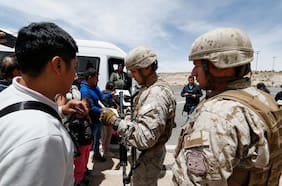 Carlos Alarcón, diputado boliviano por situación migratoria en el norte: “Debería haber un acuerdo con Chile que permita que las fuerzas de seguridad actúen según el Derecho Internacional”