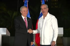 Kast profundiza agenda de seguridad y control migratorio en República Dominicana tras reunión con Abinader