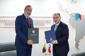 Chile y Venezuela formalizan reinicio de relaciones consulares con intercambio de notas diplomáticas
