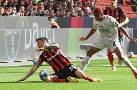 DT de Leverkusen: “En este momento no me puedo imaginar que Aránguiz esté para jugar con su selección”