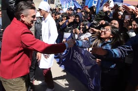 Presidente Paz anuncia reducción del 50% de su salario y el de sus ministros en medio de protestas en Bolivia
