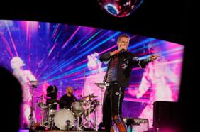 Cantando en español y un fan en el escenario: la segunda noche de Coldplay en Chile