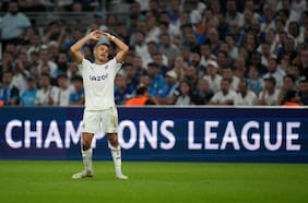 Enojo en Marsella: hinchas del Olympique pifian la sustitución de Alexis Sánchez ante el Eintracht Frankfurt