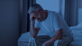 Este problema para dormir podría estar vinculado con la enfermedad de Parkinson, según un reciente estudio