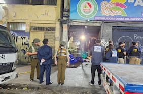 Hombre de 54 años fallece tras recibir múltiples disparos en la Vega Central: fue atacado al interior de local