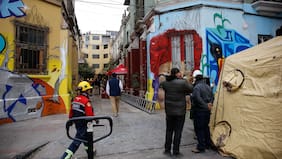 Confirman hallazgo de segundo cuerpo en casona incendiada en Santiago el pasado 6 de abril