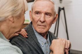 5 recomendaciones para familiares y cuidadores de personas con Alzheimer