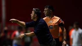 El fuerte cruce del árbitro con Marcelo Gallardo tras expulsarlo: “Mala persona tú que hiciste echar a Demichelis”