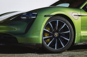 Porsche llama a revisión a todos los Taycan por un posible problema en los frenos