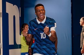 Dos festejos para continuar superando registros: Kylian Mbappé se convierte en el goleador histórico de Francia