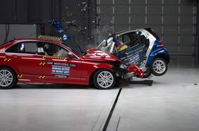 ¿Cómo funcionan los airbags y cuándo deberían activarse?