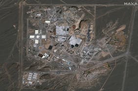 Irán afirma que la instalación nuclear de Natanz fue alcanzada por ataques estadounidenses e israelíes