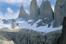 Reportan un turista fallecido, otro con complicaciones de salud y uno desaparecido en el Parque de Torres del Paine