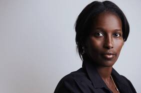 Ayaan Hirsi Ali: “Ahora algunas mujeres europeas esconden sus cuerpos para evitar el acoso”