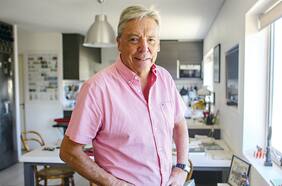 Carlos Ominami reconoce la labor del ministro Marcel en “normalizar” la economía, pero cuestiona la mirada a largo plazo