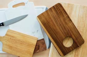 Tablas de cocina: ¿es mejor de madera o de plástico?