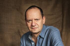 Escritor británico Philippe Sands visita Chile para presentar su libro La última colonia