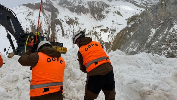 “Ha sido un invierno duro para Chile”: Kast lamenta muerte de trabajadores tras alud de nieve en El Teniente