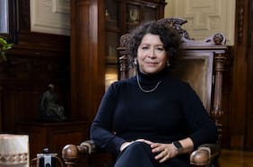 Soledad Abarca, directora de la Biblioteca Nacional: “Para verificar la información, hay que volver a la fuente”