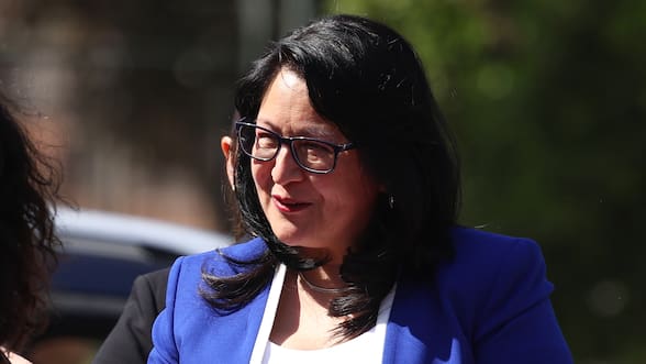 Dorothy Pérez dictamina que Tesorería sí puede ir tras deudas CAE y evalúa incluir las acciones de cobranza en la planificación de auditorías