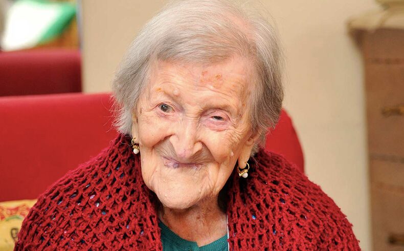 Woman Lived To 117 By Eating The Same Food Every Day: How She Did It