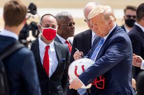 ¿Se postergan las elecciones en EE.UU? Con un tuit, Trump siembra la duda