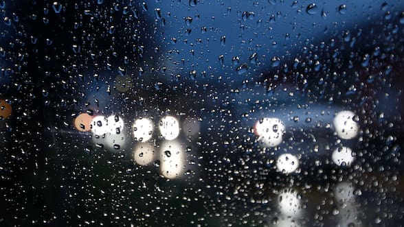 Fuertes vientos y precipitaciones deja sistema frontal en el sur del país